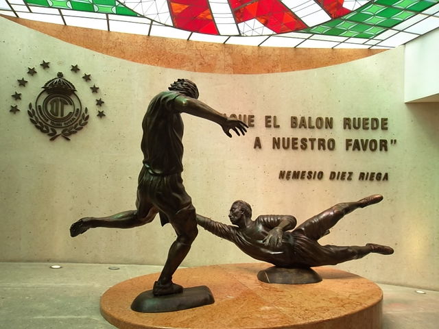 Sin Nombre